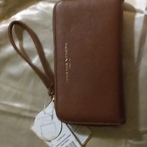 CABLE INSERT!!  NWOT Lovely Wallet with phone charge features